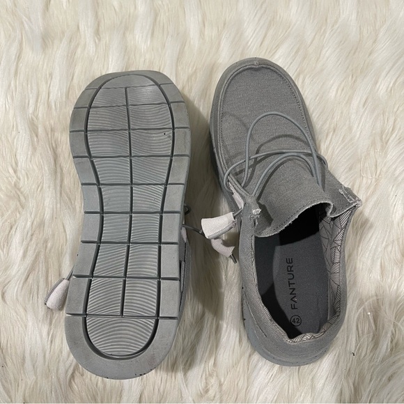 Men’s Fanture Grey Slip On Lightweight Travel Shoes Size 8.5 US! - Picture 8 of 9